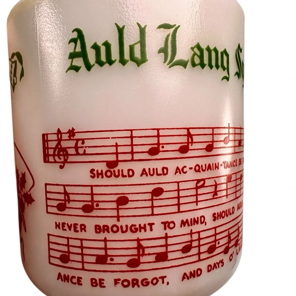 Hazel-Atlas Tom & Jerry “Auld Lang Syne” Milk Glass Mug Red Green Holiday 1950s - Picture 3 of 8
